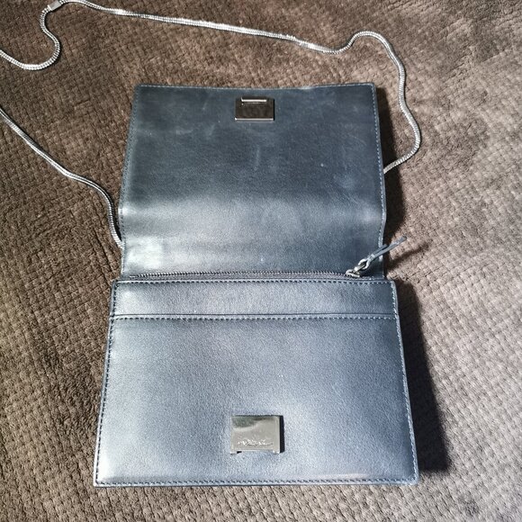Black/Silver Organizer Crossbody EUC #243 - Picture 5 of 15